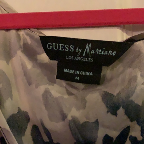 Marciano cold shoulder top - Picture 2 of 10